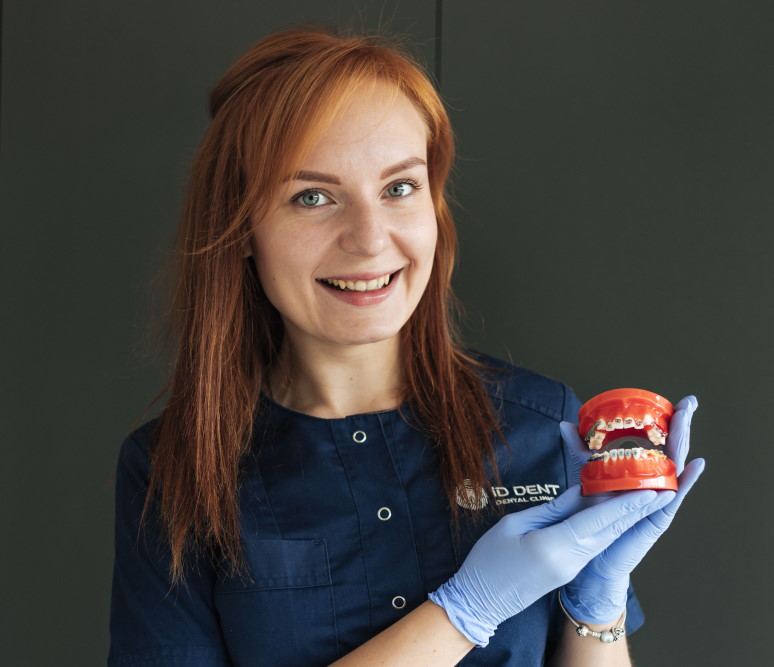 Думка лікаря Коляндра Аліна Сергіївна про Вирівнювання зубів